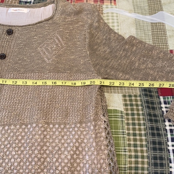 🎄NWOT Tunic Ruffle Sweater 🎄 - Picture 6 of 9
